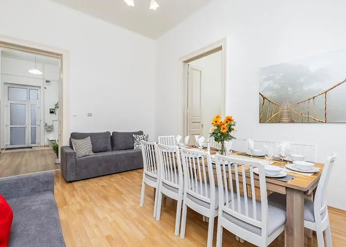 شقة Fannipanni Joyful 3bdr In Palace District *