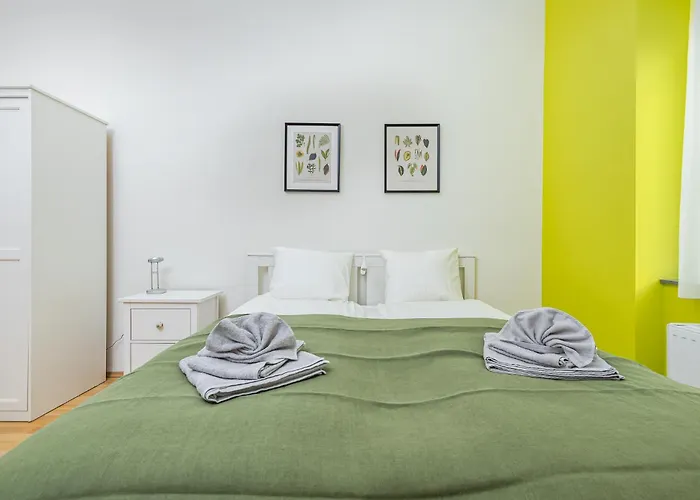 Fannipanni Joyful 3bdr In Palace District شقة *